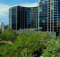Astra Apartments - Manhattan - Accommodation Whitsundays