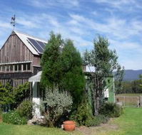 Runnymeade Garden Studio Bed and Breakfast - Accommodation Whitsundays