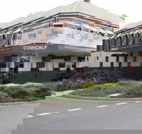 Cow and Calf Hotel - Accommodation Whitsundays