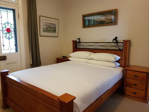 Newcastle Terraces And Apartments - Harbourside Apartment - Accommodation Whitsundays 13