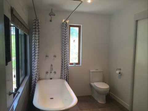 Blackwattle Farm Bed And Breakfast And Farm Stay - Accommodation Whitsundays 5