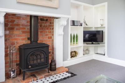 Oak Tree Lodge - Accommodation Whitsundays 1