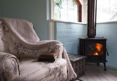 Oak Tree Lodge - Accommodation Whitsundays 4