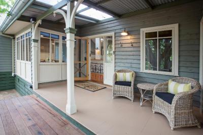 Oak Tree Lodge - Accommodation Whitsundays 14