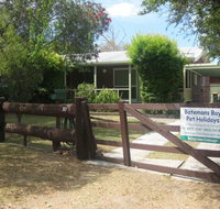 Grantham House  Pet Friendly Holiday Home - Accommodation Whitsundays