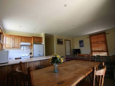 Edelweiss Hutte - Accommodation Whitsundays 8
