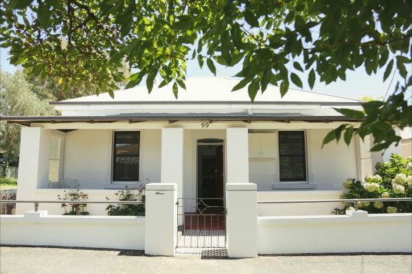 Orange NSW Accommodation Whitsundays