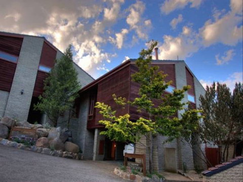 Edelweiss Hutte - Accommodation Whitsundays 0