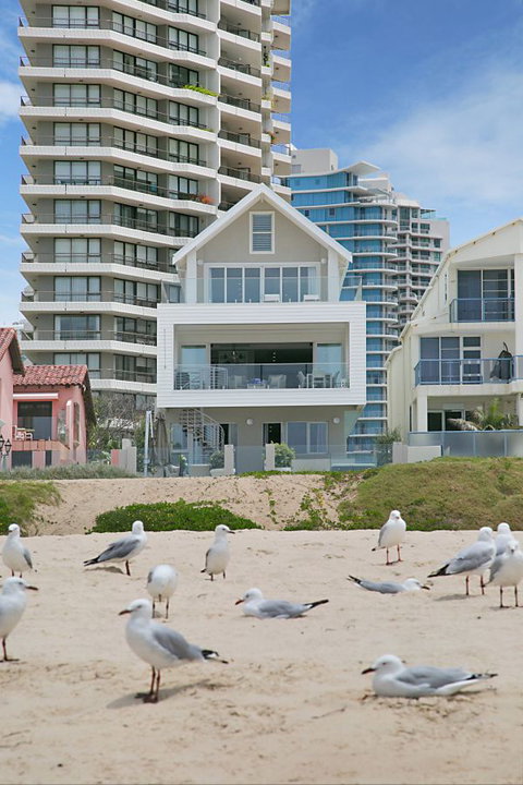 Oceans 74 - An Elite Holiday Home - Accommodation Whitsundays 18