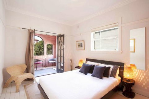 Bondi Beach Breeze - Accommodation Whitsundays 0