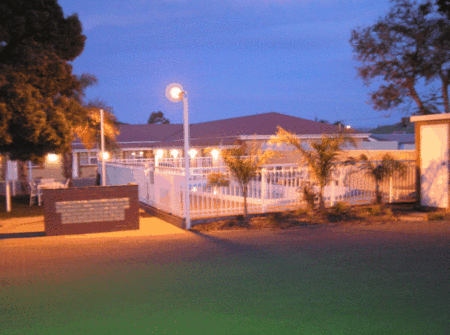 Charles Rasp Motor Inn and Cottages - Accommodation Whitsundays