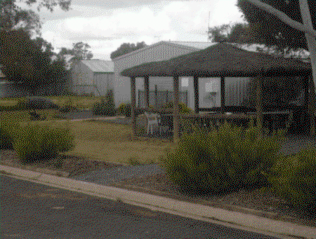 Rainbow Motor Lodge Pot Of Gold - Accommodation Whitsundays 2