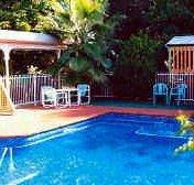 Barrasss John Bright Motor Inn - Accommodation Whitsundays