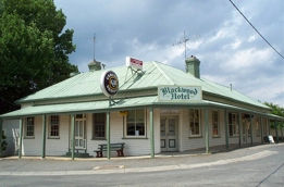 Blackwood Hotel - Accommodation Whitsundays 0