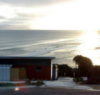 Freycinet Beach Apartments - Accommodation Whitsundays