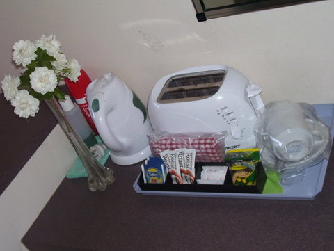 Twin City Motor Inn - Accommodation Whitsundays 0