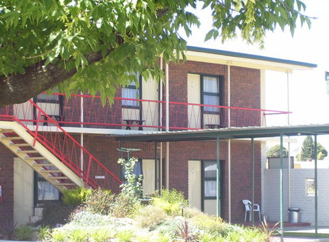Twin City Motor Inn - Accommodation Whitsundays 3