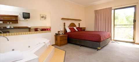 Renmark Hotel/Motel & Function Centre - Accommodation Whitsundays 7