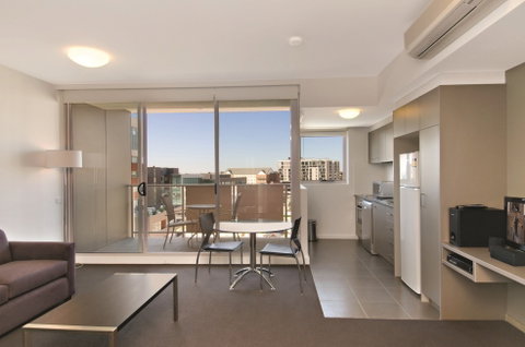 Chifley Apartments Newcastle - Accommodation Whitsundays 0