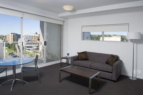 Chifley Apartments Newcastle - Accommodation Whitsundays 4