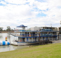 Murray River Queen Backpackers - Accommodation Whitsundays
