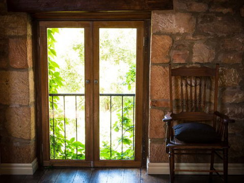 Farm Pod At Twamley Farm - Accommodation Whitsundays 2