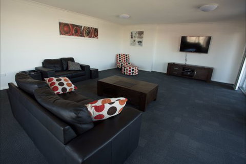 Aspire Mayfield - Accommodation Whitsundays 3