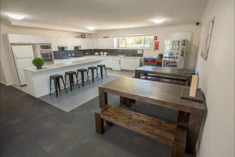 Aspire Mayfield - Accommodation Whitsundays 5