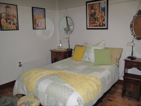B&B Wodonga - Art Deco Accommodation - Accommodation Whitsundays 3