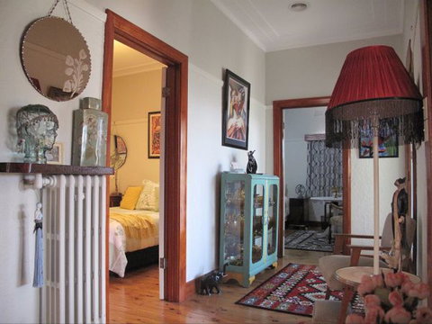 B&B Wodonga - Art Deco Accommodation - Accommodation Whitsundays 7
