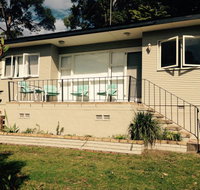 Cosy Seaside Cottage - Accommodation Whitsundays