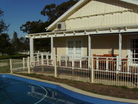 Daisyburn Homestead - Accommodation Whitsundays 3