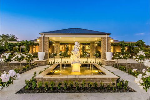 La Bella Vita - Accommodation Whitsundays 0