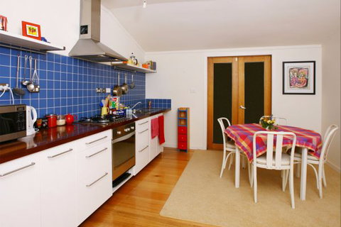 Oakhill Cottage - Accommodation Whitsundays 2