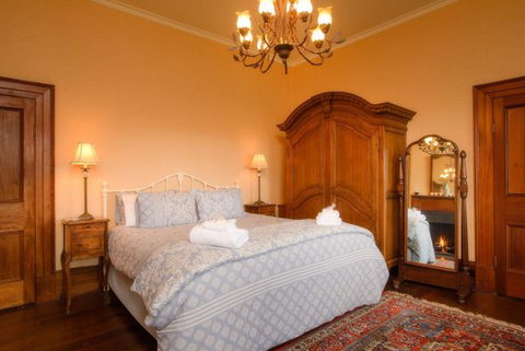 Rathmore - Accommodation Whitsundays 1