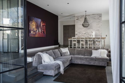 Tamarama Beach House - Accommodation Whitsundays 3