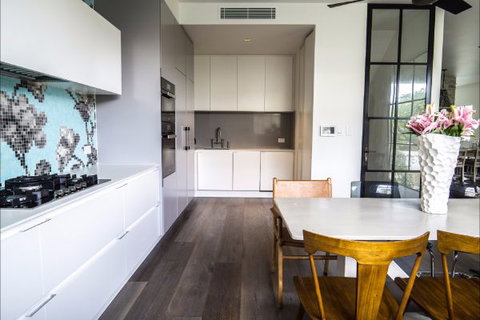 Tamarama Beach House - Accommodation Whitsundays 9