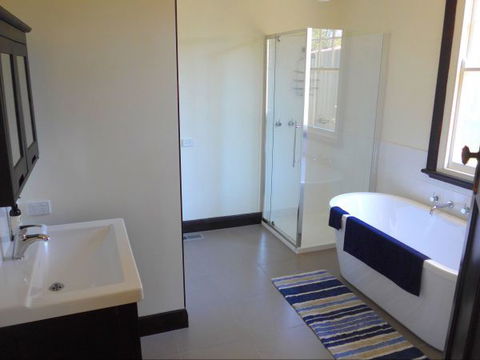 The Scout Hall - Accommodation Whitsundays 5