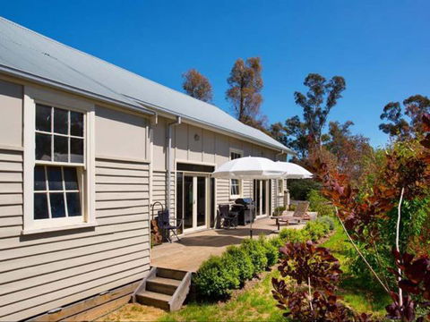 The Scout Hall - Accommodation Whitsundays 6