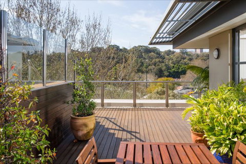 Trumper Loft - Accommodation Whitsundays 1