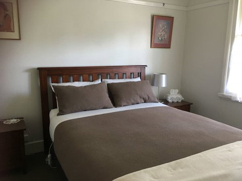 Valley View Cottage - Accommodation Whitsundays 3