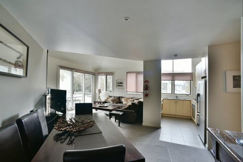 Wintergreen 5 - Accommodation Whitsundays 1