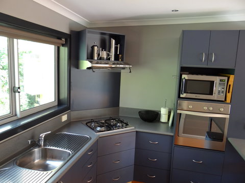 A Bach Of Bright - Accommodation Whitsundays 3