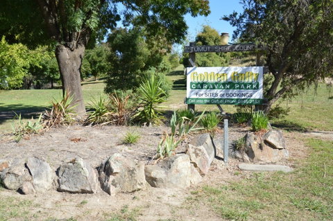 Adelong Golden Gully Caravan Park - Accommodation Whitsundays 0
