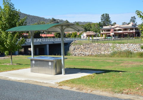 Adelong Golden Gully Caravan Park - Accommodation Whitsundays 2