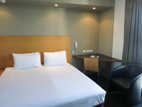 Arts Hotel Sydney - Accommodation Whitsundays 1