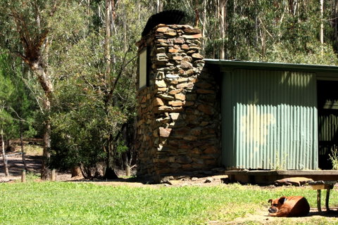 Blue Range Hut - Accommodation Whitsundays 2