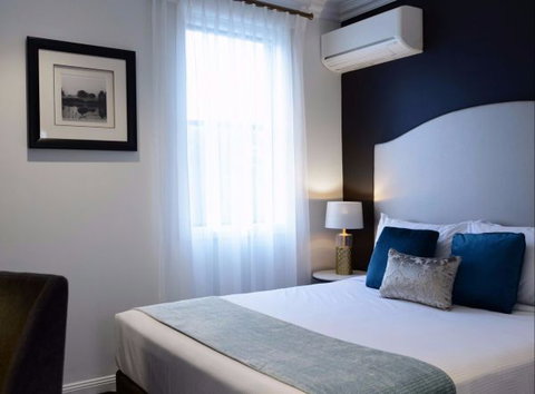 High Cross Park  Lodge - Accommodation Whitsundays 4