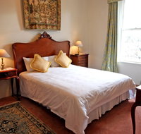 Feathers Hotel - Accommodation Whitsundays