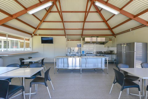 NRMA Sydney Lakeside Holiday Park - Accommodation Whitsundays 7